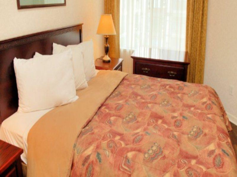 Robson Suites Ванкувър Екстериор снимка